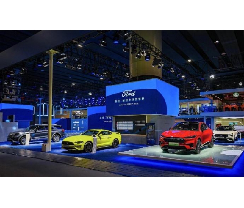 2021年廣州車(chē)展三個(gè)展位同時(shí)安裝